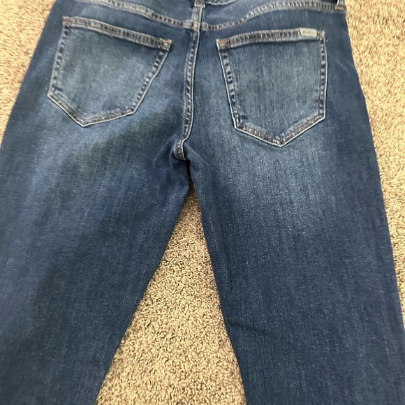 Eddie Bauer classic blue denim Jeans. - Picture 8 of 12